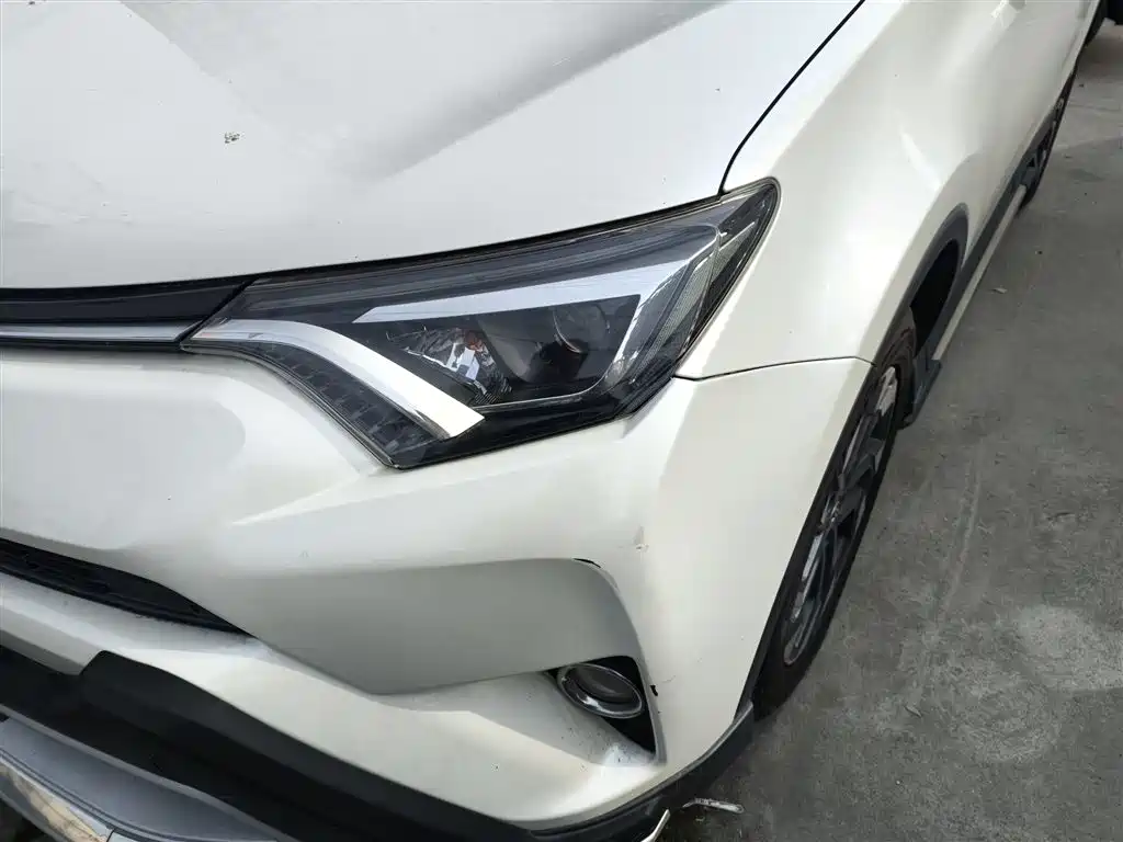 Toyota RAV4 Rongfang 2018 2.5L Automatic 4WD Elite i Edition фото 24