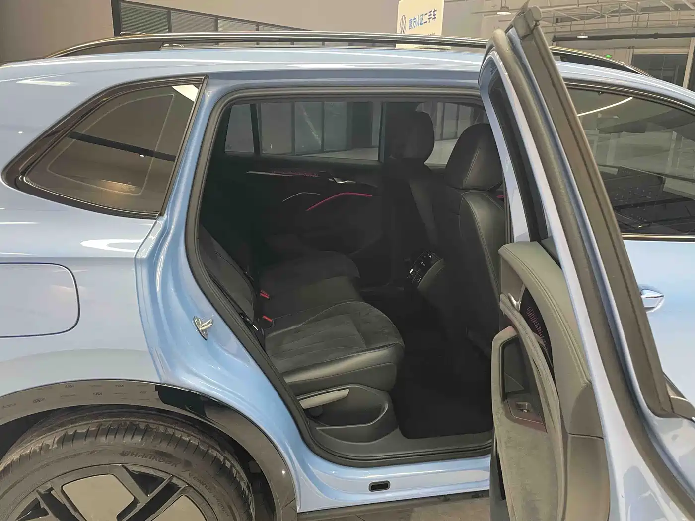 Volkswagen Tiguan L 2024 PRO 380TSI 4WD R-Line Premium Edition фото 11