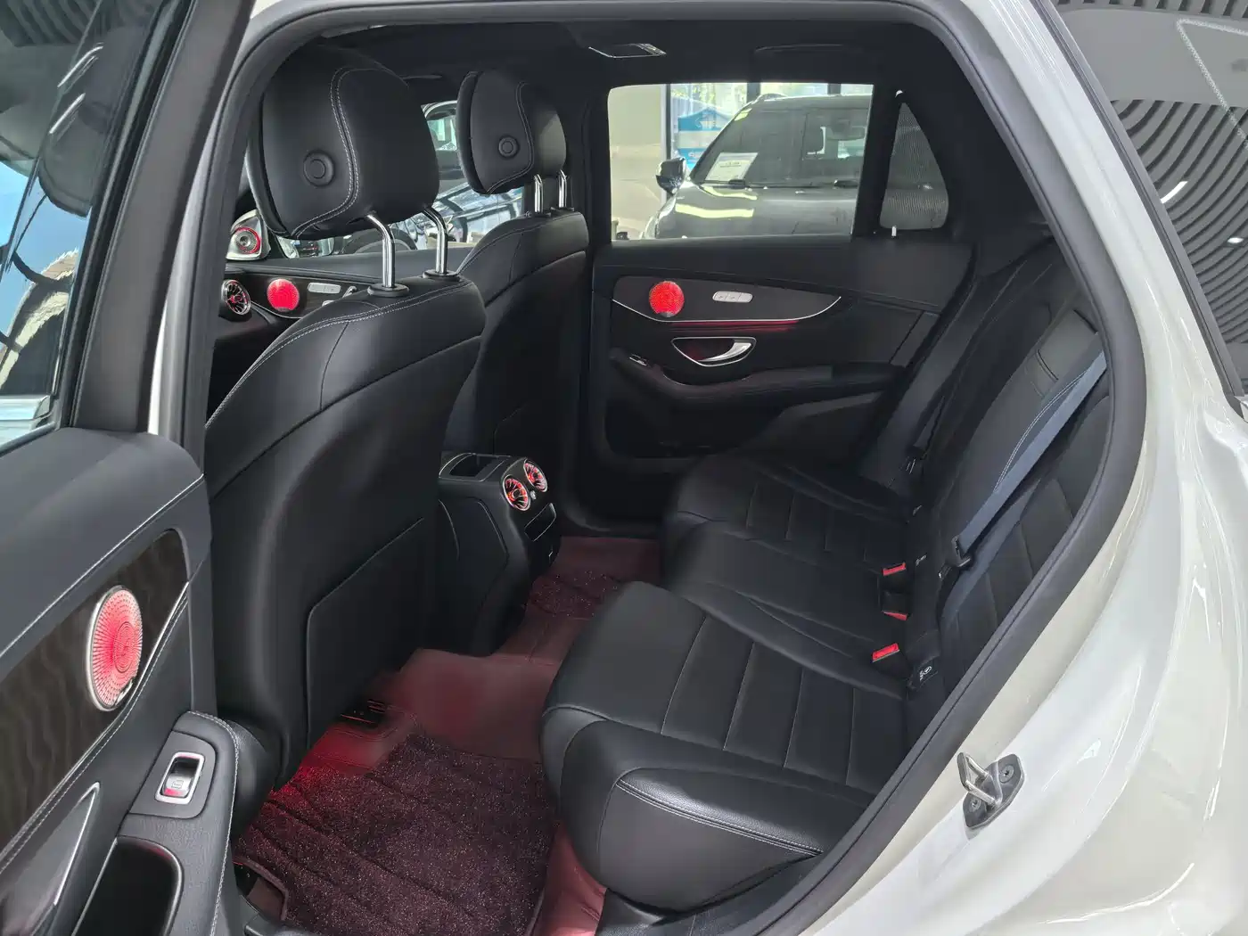 Mercedes-Benz GLC 2020 GLC 300 L 4MATIC Dynamic фото 8