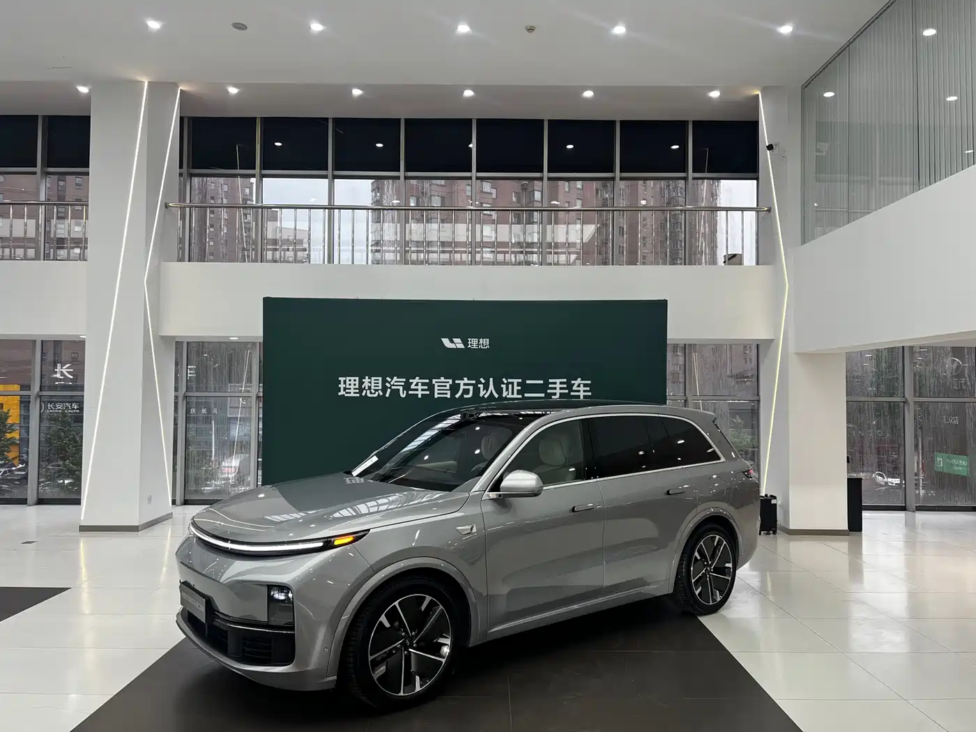 Li Auto Li L8 2025 Ultra Smart Renewal Edition