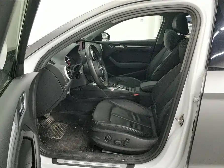 Audi A3 2019 Limousine 35 TFSI Style China VI фото 9