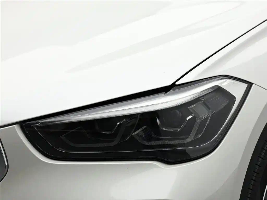 BMW X1 2020 sDrive20Li Premium Edition фото 17