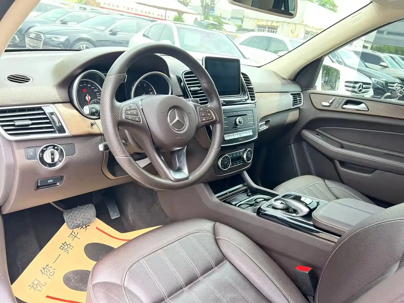 Mercedes-Benz GLE 2015 GLE 400 4MATIC фото 28
