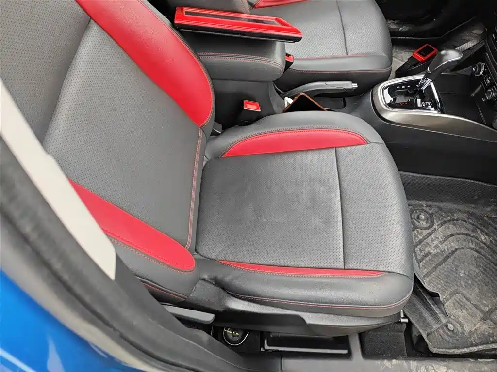 Changan CS15 2016 2016 1.5L Automatic Fashion