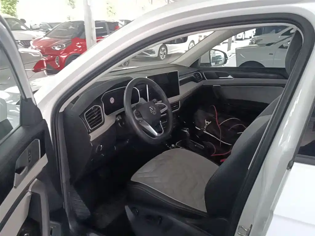 Volkswagen Tayron 2023 300TSI 2WD Luxury Plus Advanced Edition фото 23