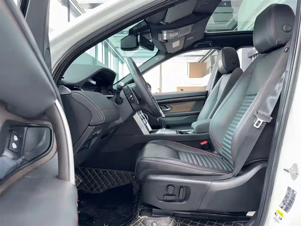 Land Rover Discovery Sport 2020 249PS R-Dynamic Performance фото 4
