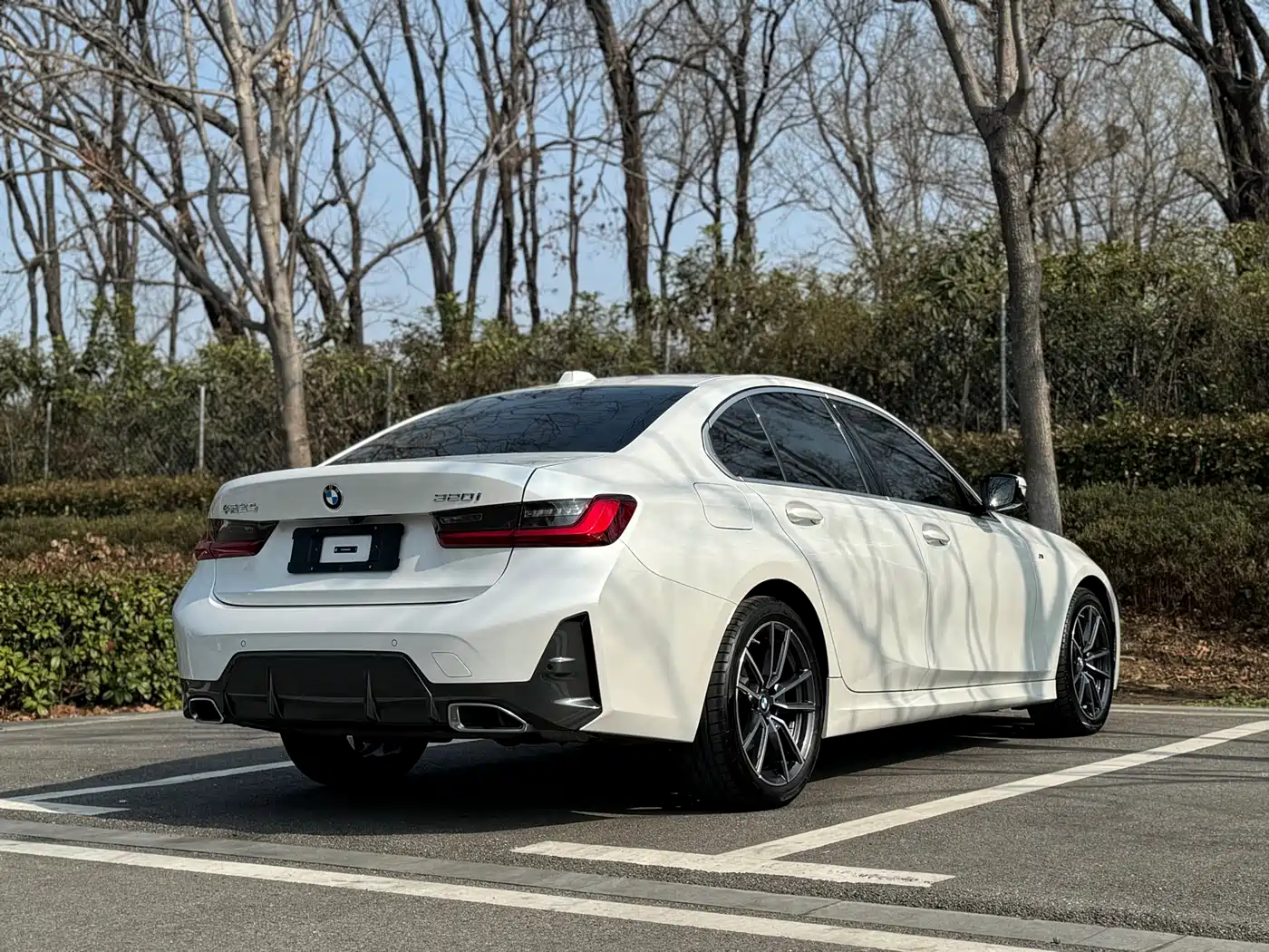 BMW 3 Series 2024 320i M Sport Package фото 22