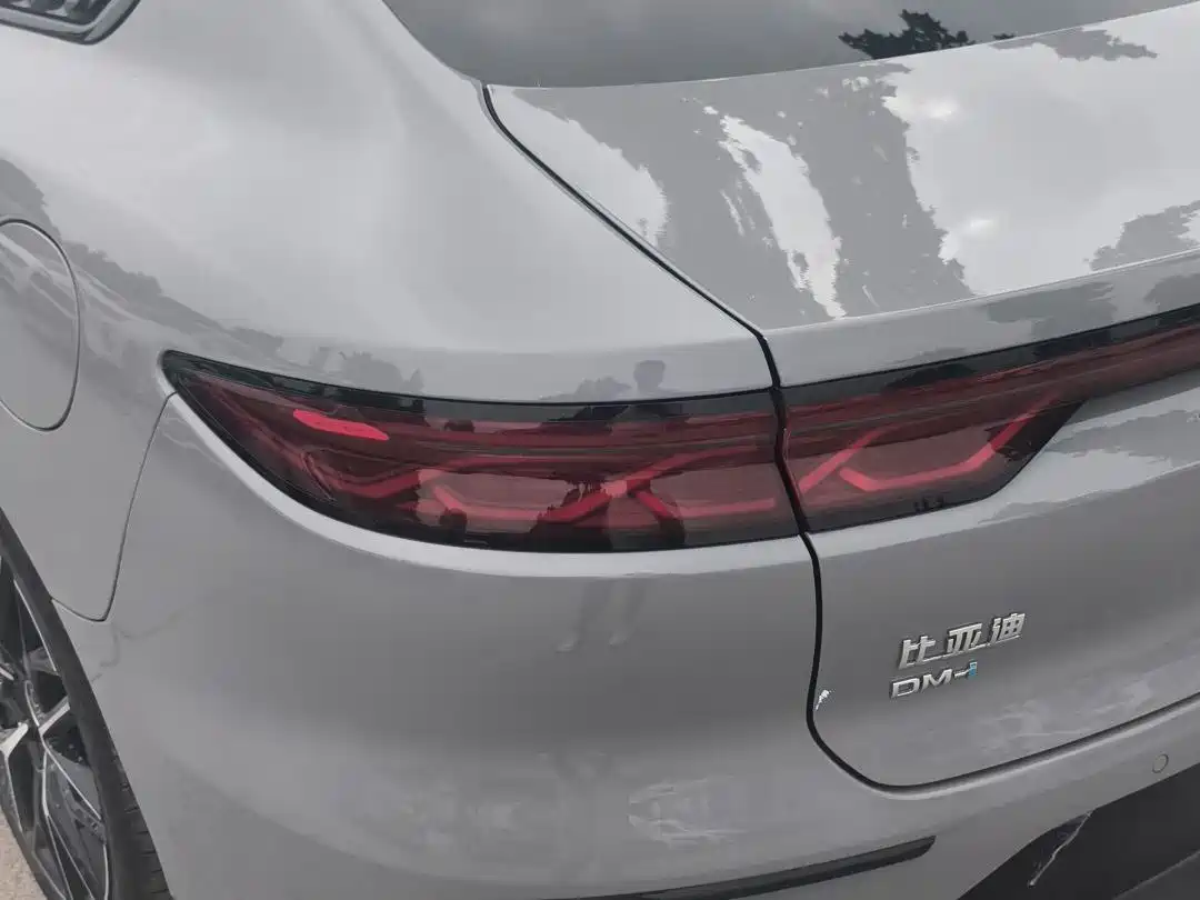 BYD Han 2025 DM-i 125KM Premium фото 6