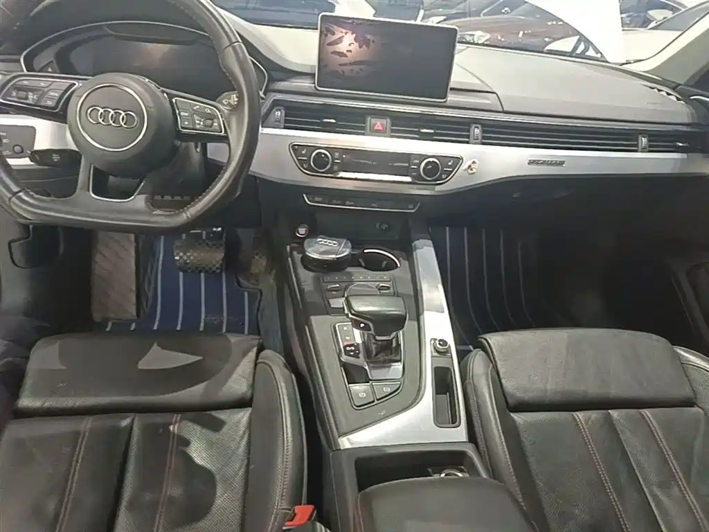 Audi A4L 2017 45 TFSI quattro Special Edition фото 14