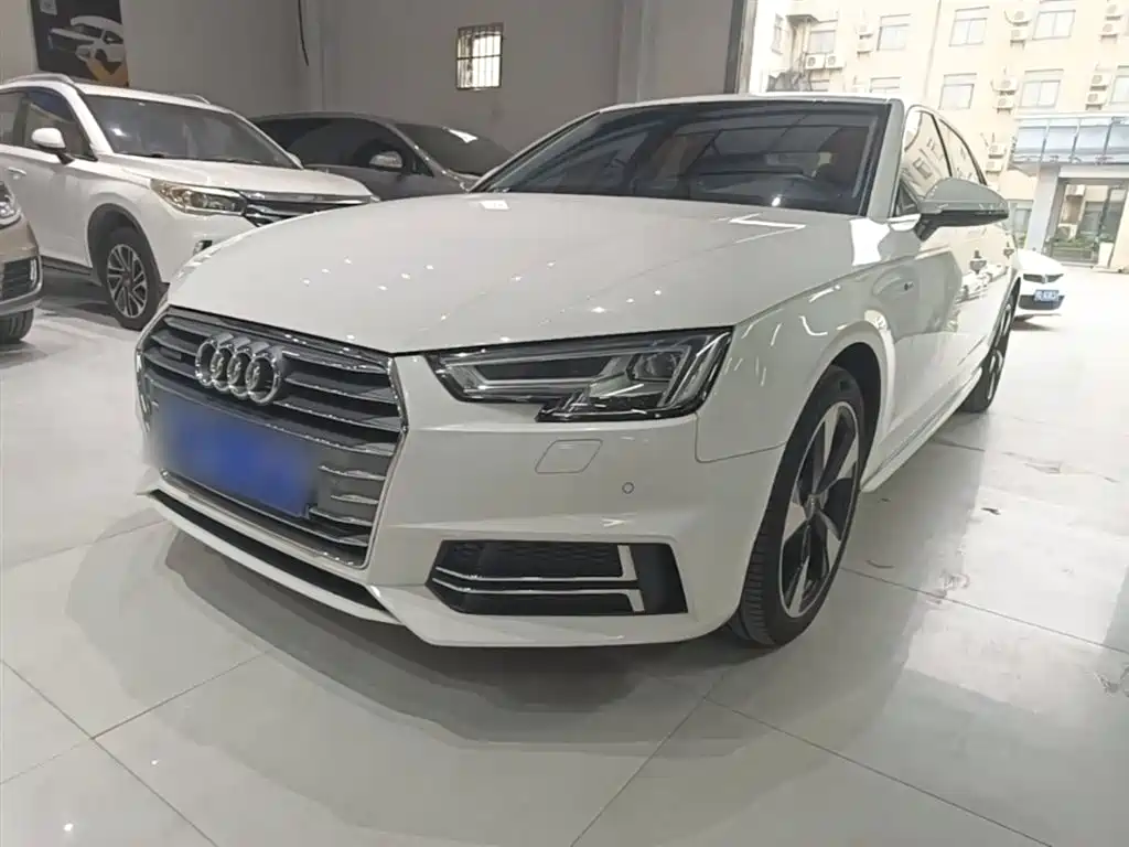 Audi A4L 2017 45 TFSI quattro Special Edition
