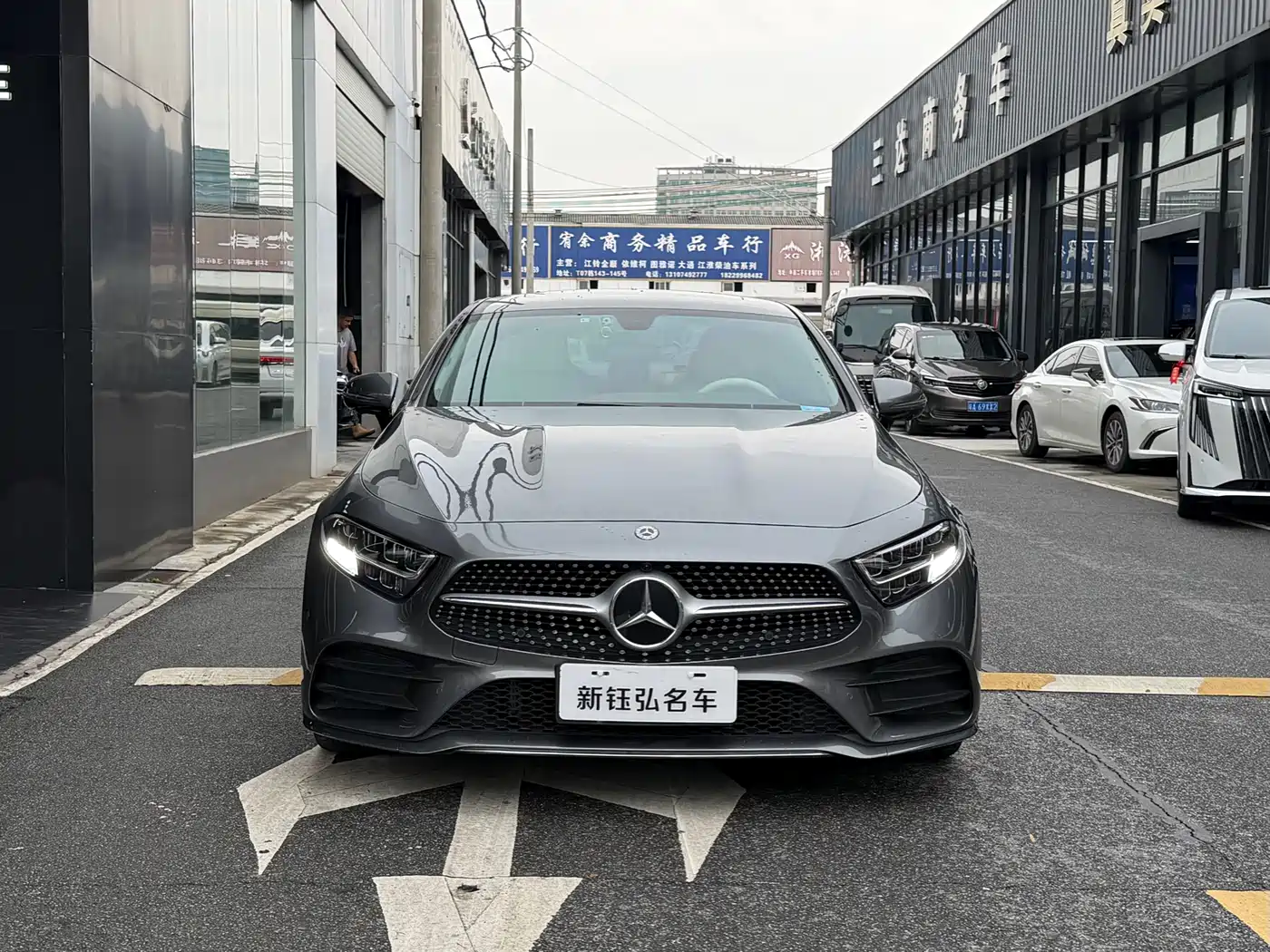 MERCEDES-BENZ CLS