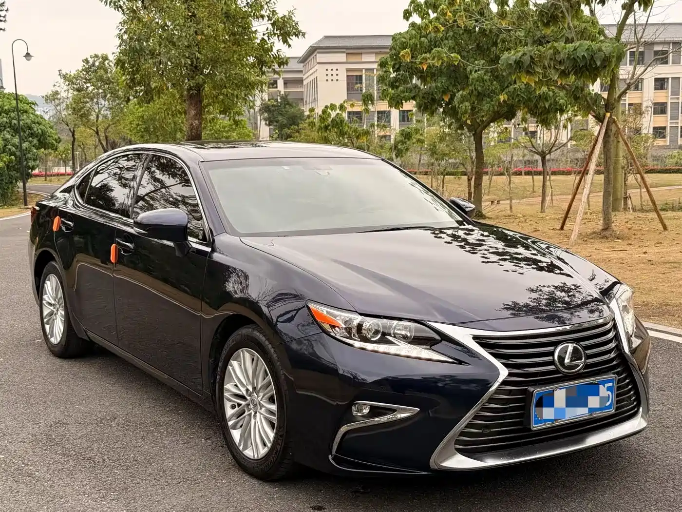 Lexus ES 2015 200 Elite Edition фото 3