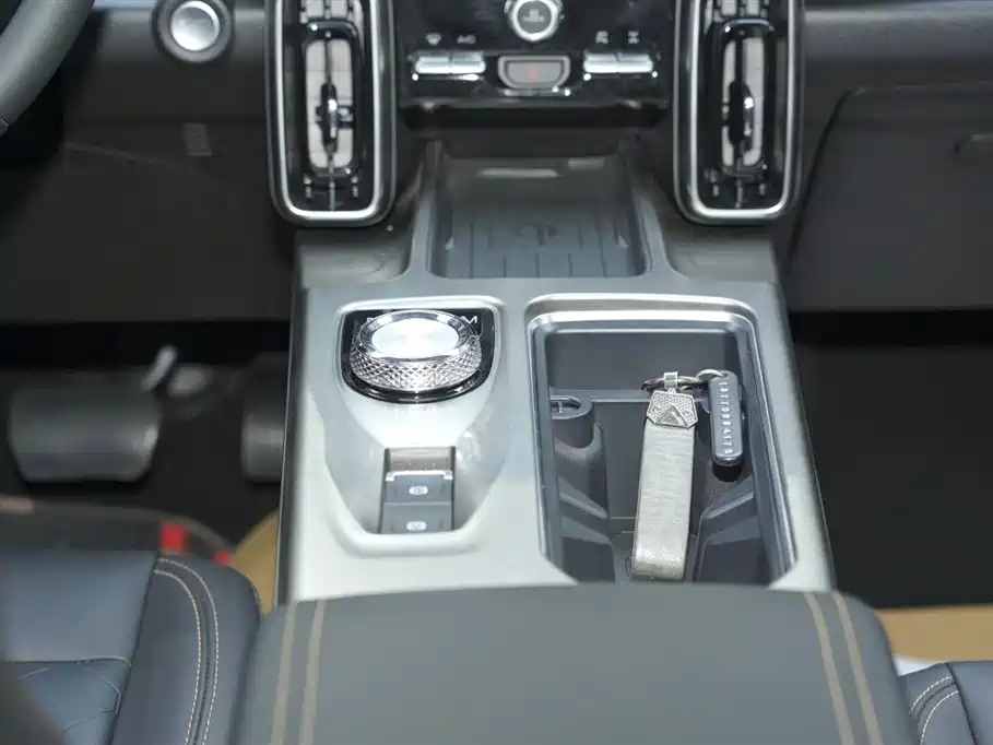 Haval Big Dog 2024 2.0T DCT Chinese Rural Dog Edition фото 20