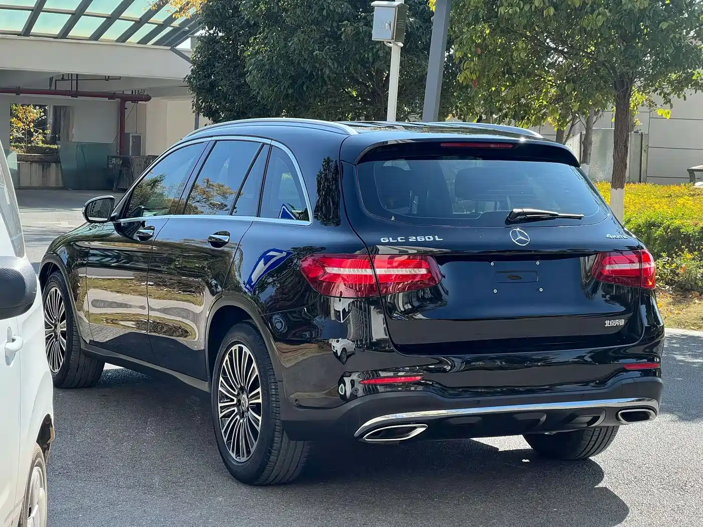 Mercedes-Benz GLC 2017 GLC 260 4MATIC Dynamic фото 4