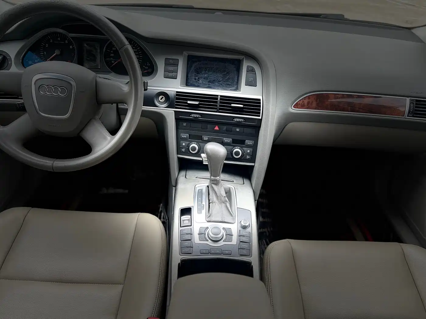 Audi A6L 2008 2.0T Automatic Standard фото 8