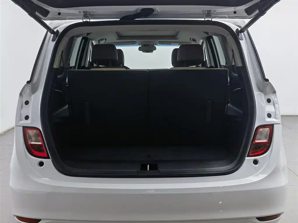 Buick GL6 2021 323T Mild Hybrid Connected Premium Trim фото 16