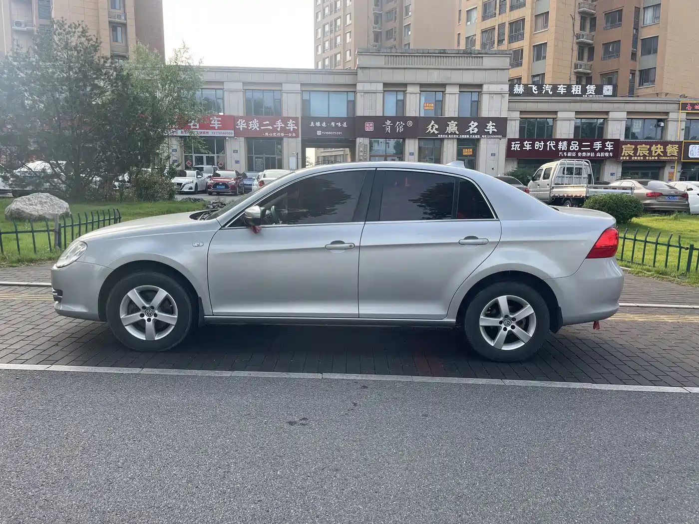 Volkswagen Bora 2008 Model 1.6L Manual Comfort фото 15
