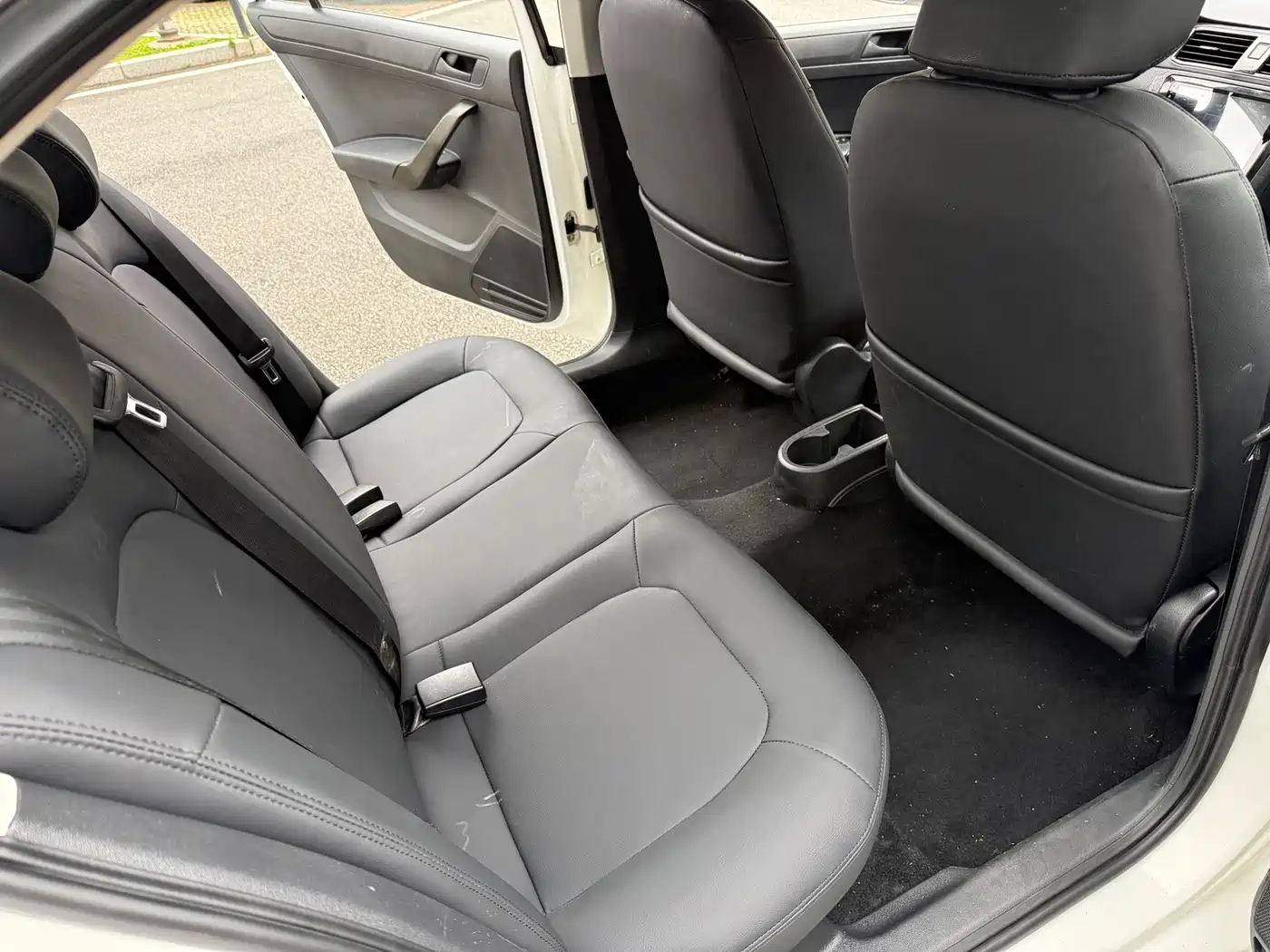 Volkswagen Santana 2016 1.6L Automatic Trend Edition фото 13