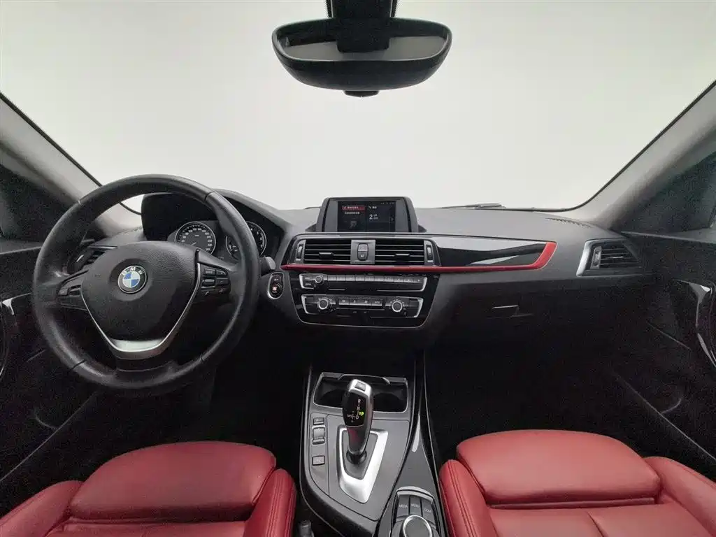 BMW 2 Series (Import) 2018 220i Sport Design Package фото 5
