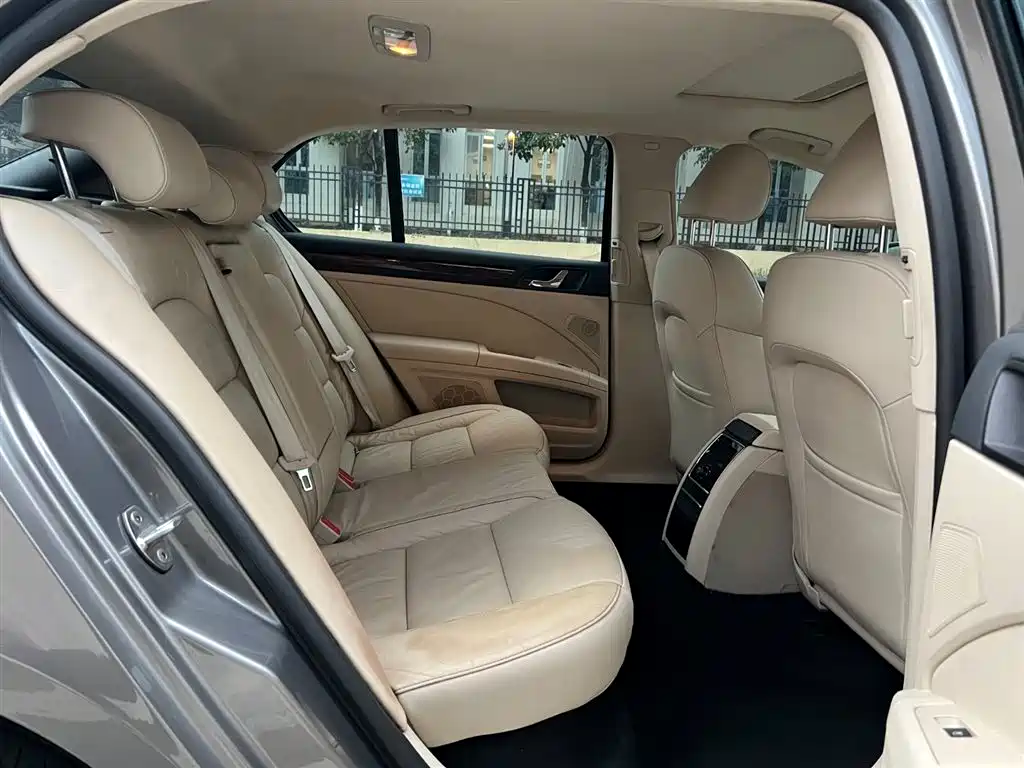 Škoda Superb 2012 1.8TSI Automatic Elegance Edition фото 16