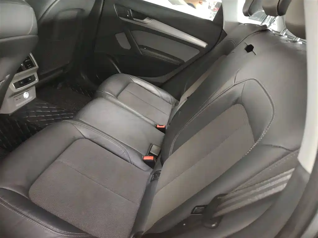 Audi Q5L 2018 40 TFSI Premium Fashion China VI фото 17