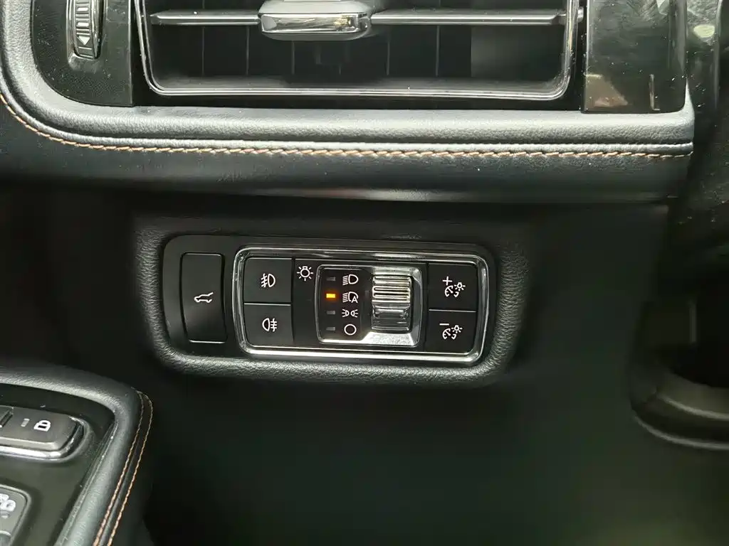 Lincoln Aviator 2023 3.0T V6 AWD Premium Cruise Edition 6-Seater фото 21