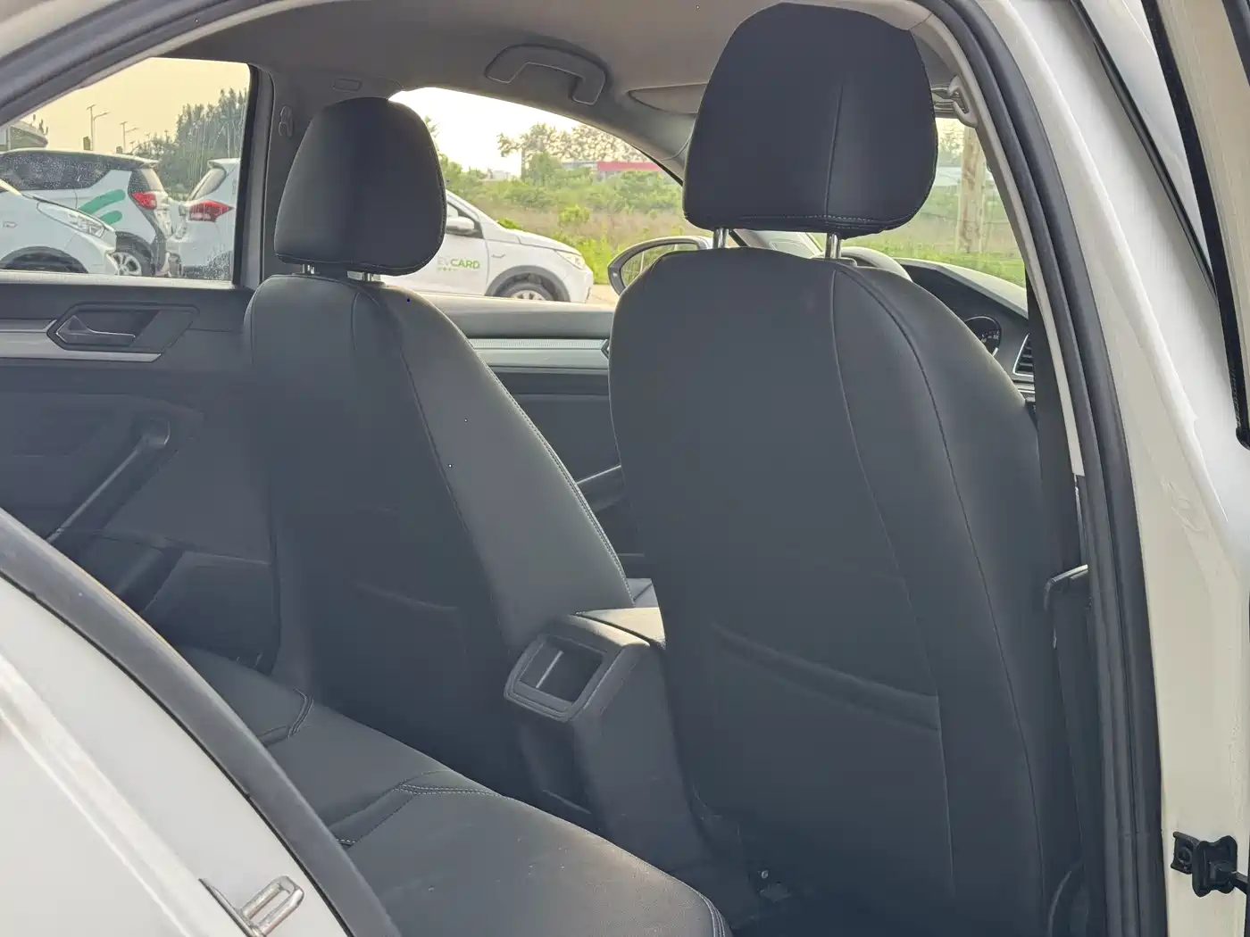 Volkswagen Lamando 2017 230TSI DSG Trend Edition фото 11