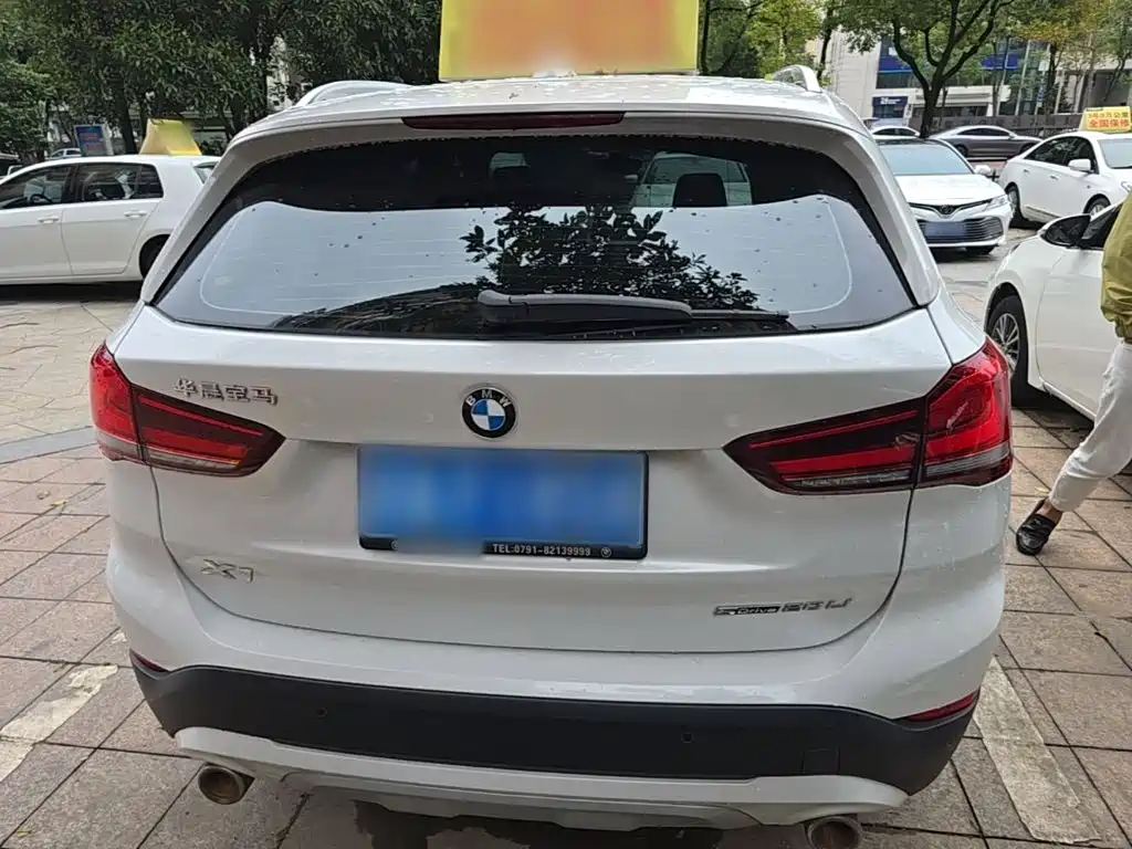 Photo 6 - BMW X1