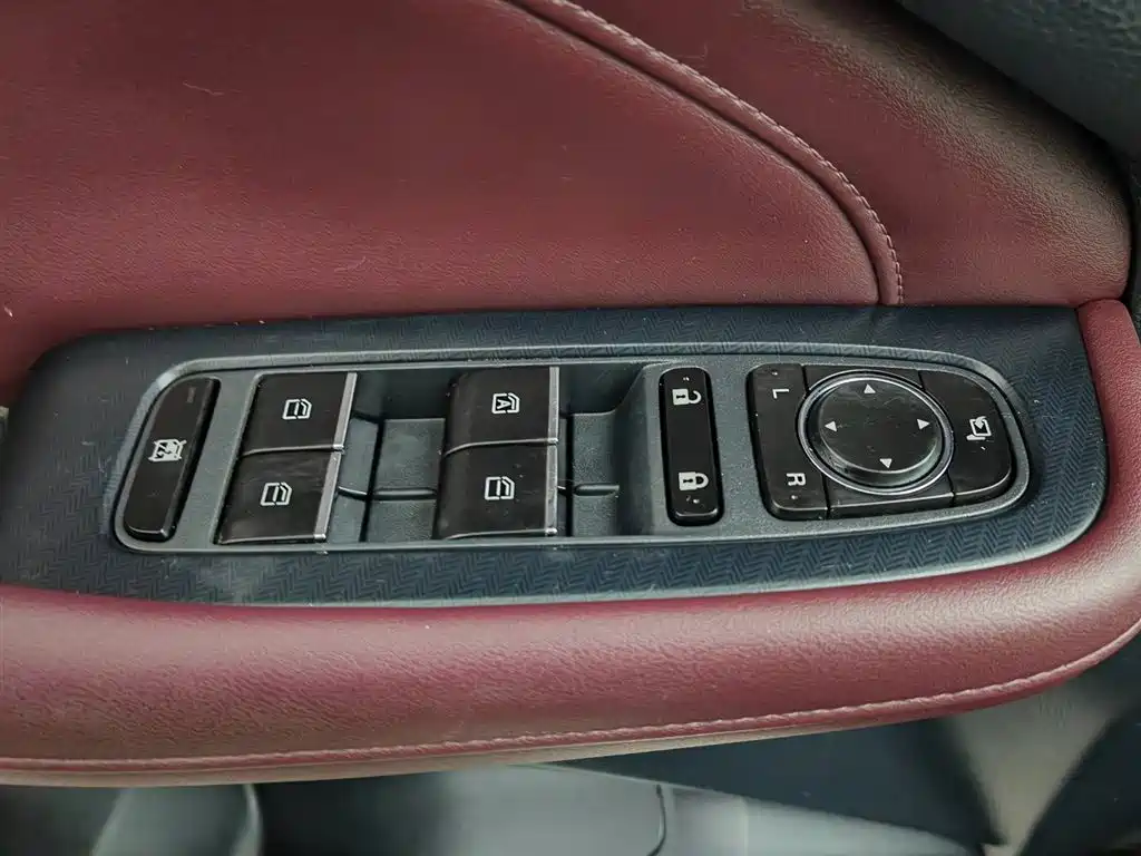 GAC Trumpchi Trumpchi GS4 2020 270T Automatic Smart Connect Tech Version фото 9