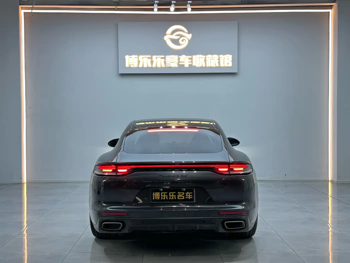 Porsche Panamera 2023 Panamera 2.9T Platinum Edition фото 3