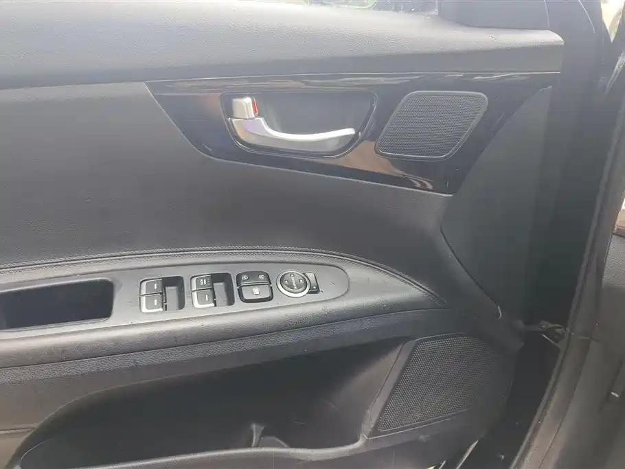 Kia K4 2014 1.8L Automatic GLS фото 7