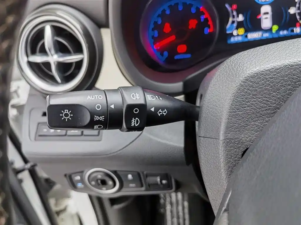 BYD Song 2018 1.5TID Auto Connected Premium фото 21