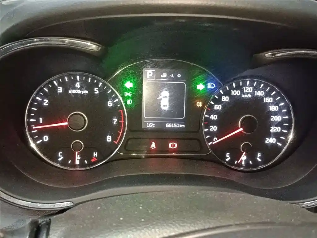 Kia K3 2017 1.6L Automatic 15th Anniversary Special GLS фото 8