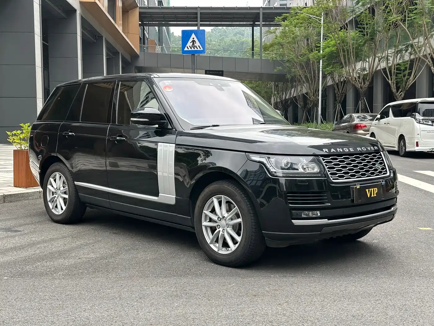 Land Rover Range Rover 2017 3.0 SC V6 Vogue фото 3
