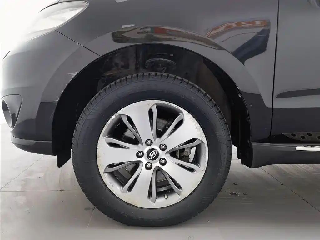 Hyundai Santa Fe Classic 2012 2.4 Ultimate Edition 7-Seater AWD фото 17