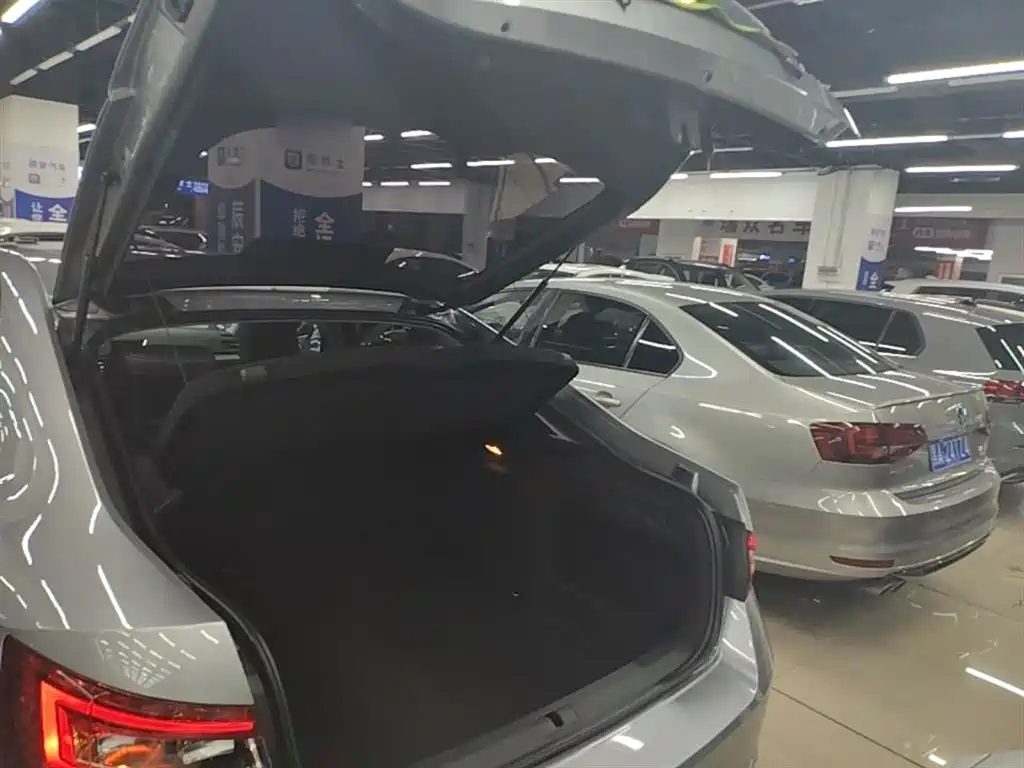 Škoda Superb 2018 TSI280 DSG Comfort (China V) фото 19