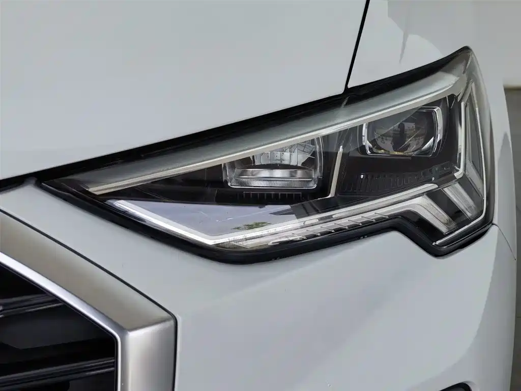 Audi Q3 2019 40 TFSI Fashion Dynamic фото 7