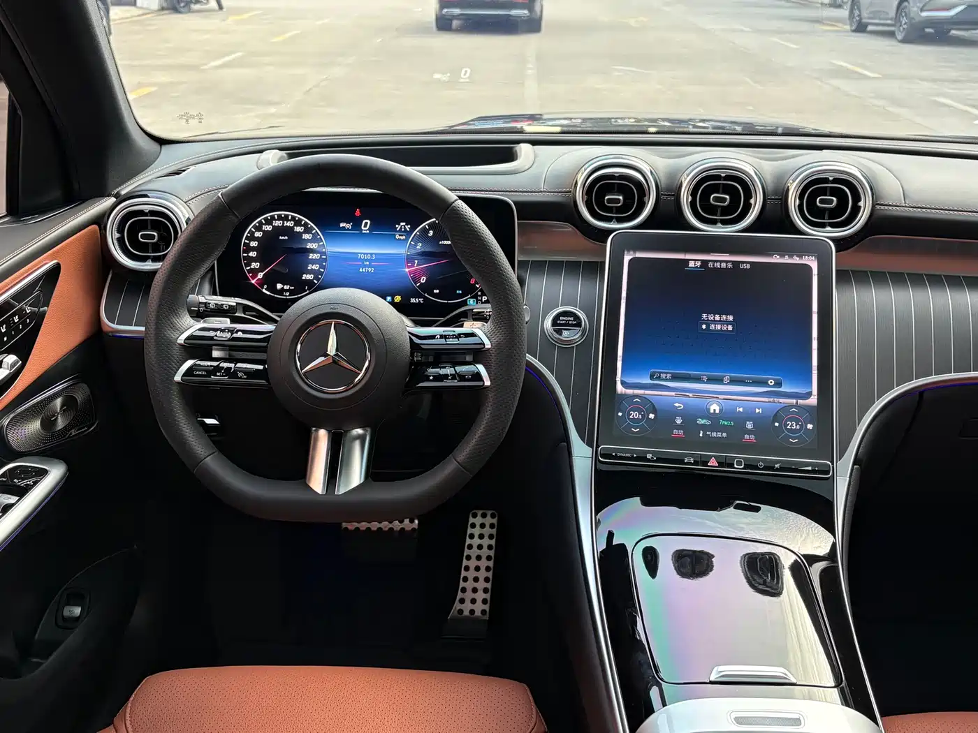 Mercedes-Benz GLC 2023 GLC 300 L 4MATIC Luxury 7-Seater фото 8