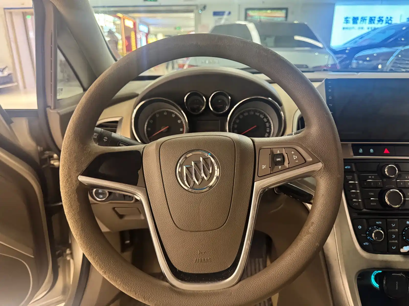 Фото 12 - Buick Excelle