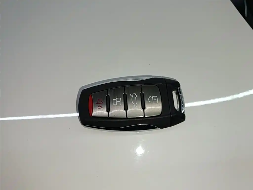 Haval H2s 2018 Red Label 1.5T DCT Elite Model фото 9
