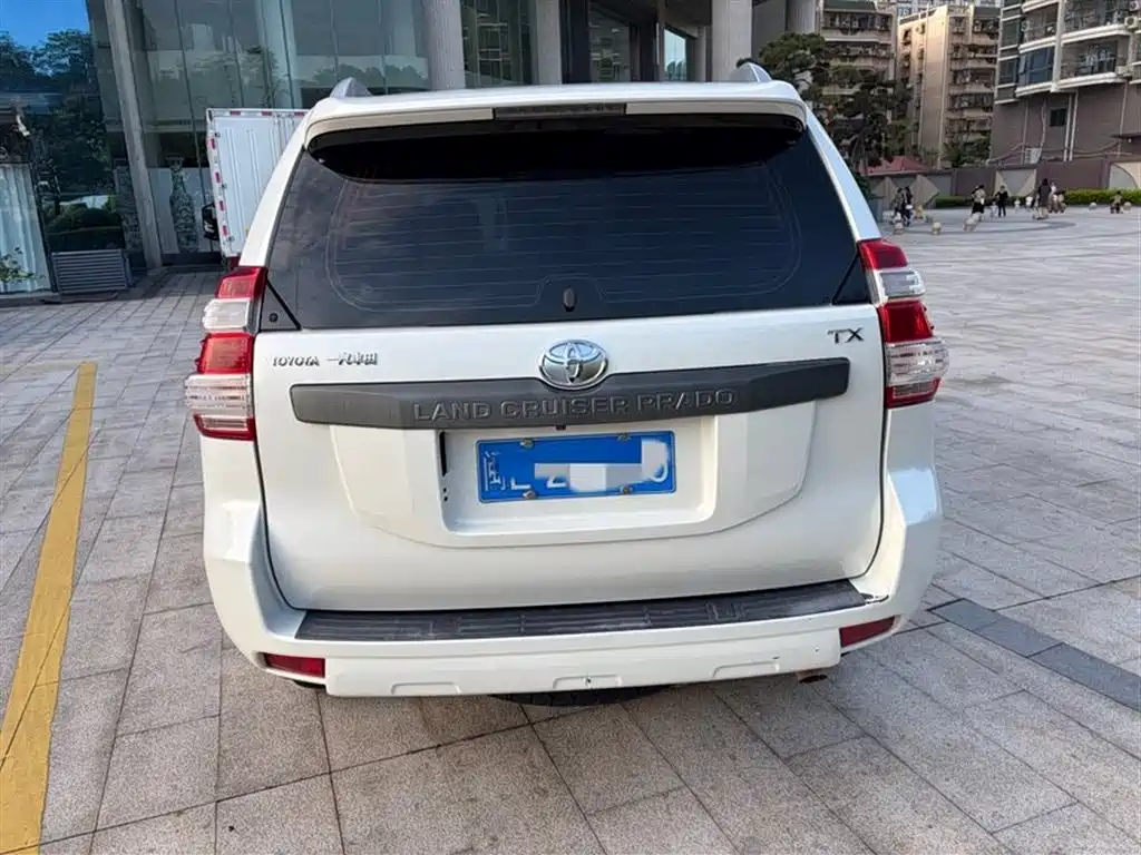 Toyota Prado 2016 2.7L Auto Luxury Edition фото 8