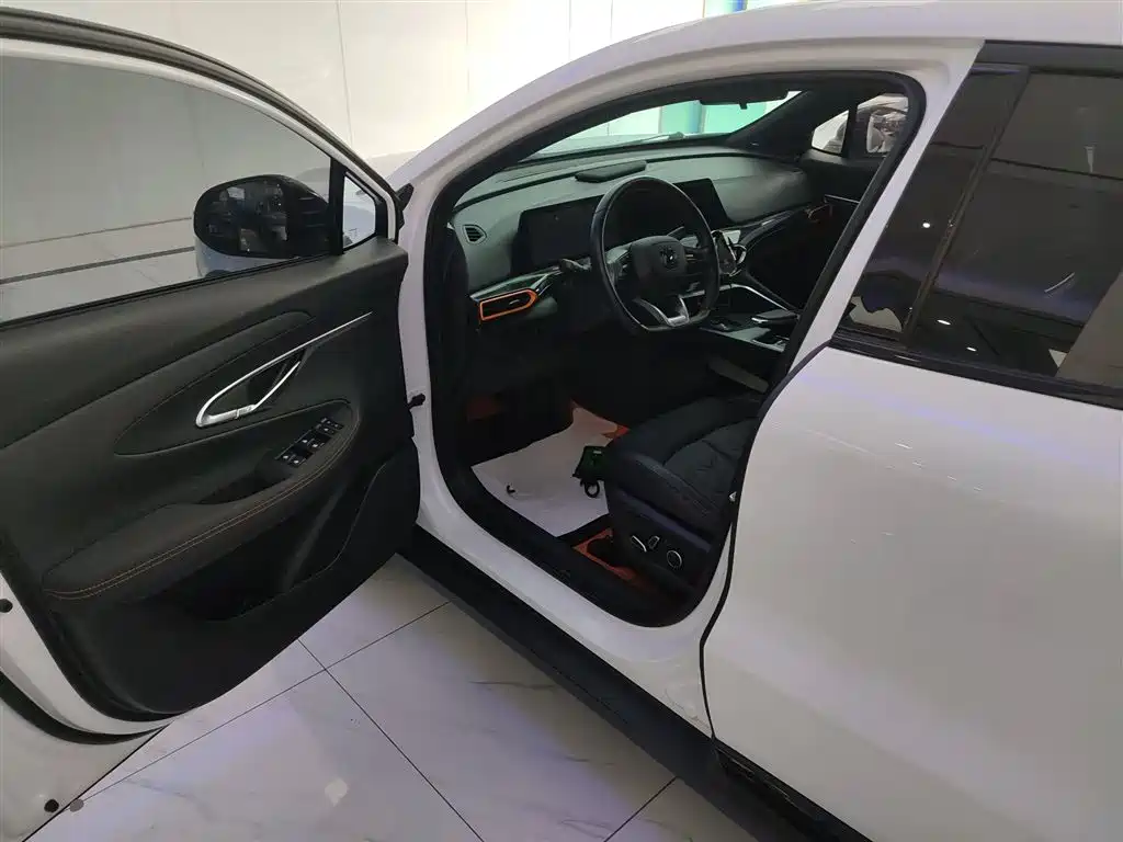 CHANGAN UNI-T