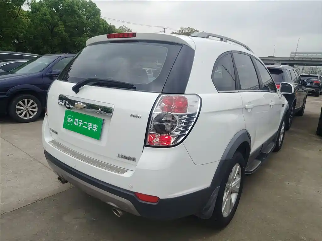 Chevrolet Captiva 2014 2.4L 4WD Flagship 7-seater фото 7