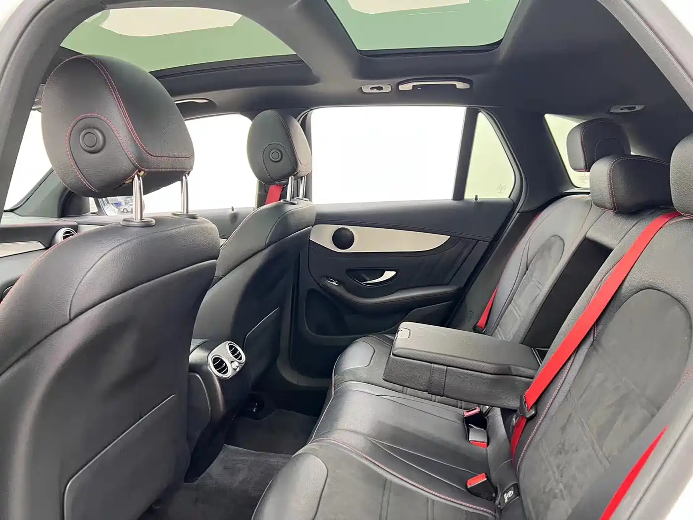 Mercedes-Benz GLC AMG 2020 AMG GLC 43 4MATIC фото 12