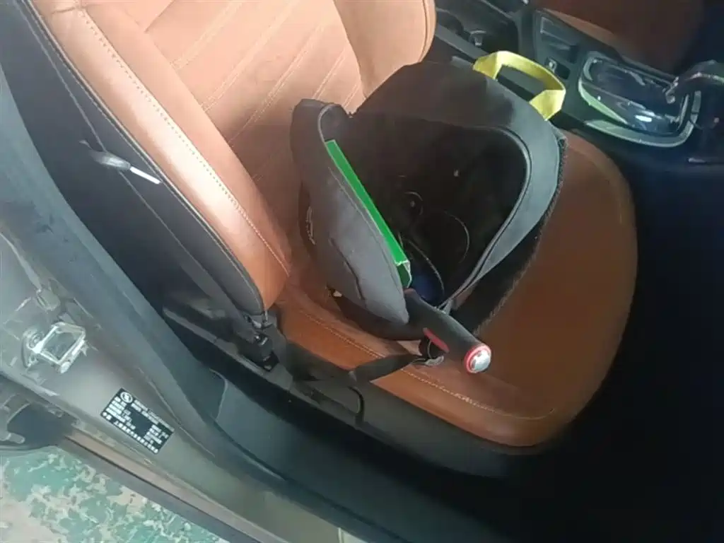 Buick Regal 2015 1.6T Elite Tech Edition фото 25