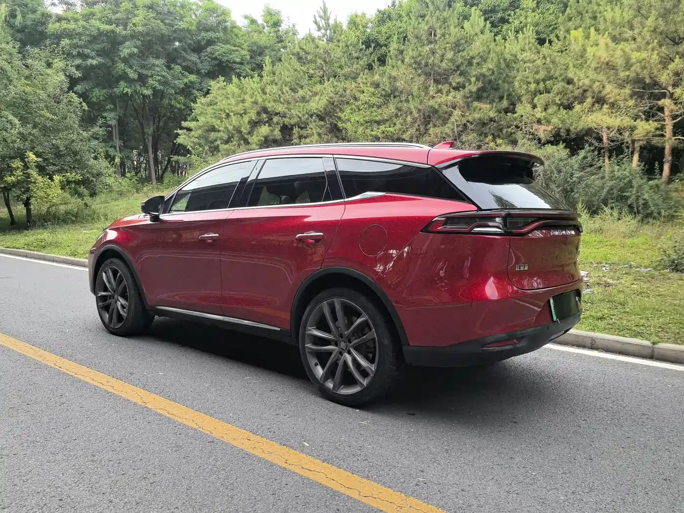 BYD Tang New Energy 2018 DM 2.0T AWD Smart Connection Enjoy Edition 7-Seater China V фото 17