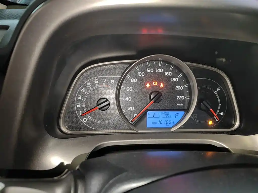 Toyota RAV4 Rongfang 2015 2.0L CVT 2WD Trend Edition фото 12