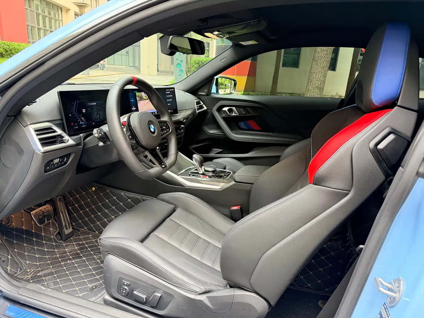 BMW M2 2024 M2 фото 6
