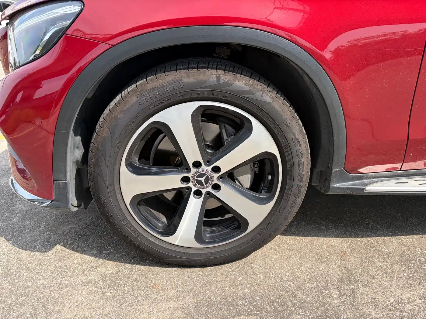 Mercedes-Benz GLC 2018 GLC 260 4MATIC Luxury фото 4