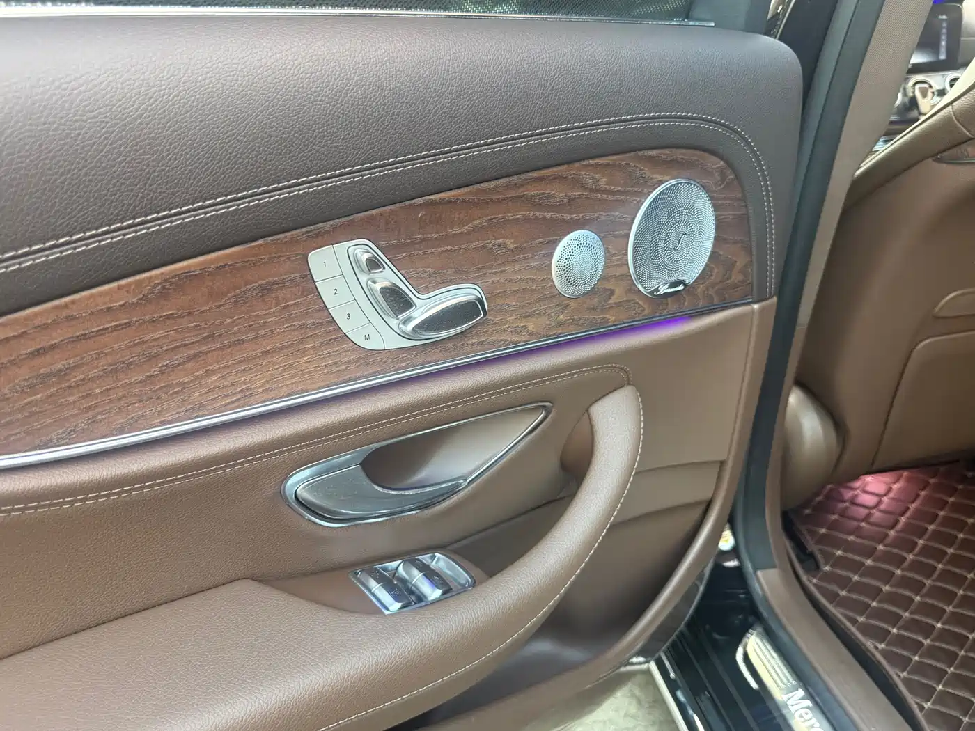 Mercedes-Benz E-Class 2020 Facelift E 300 L Exclusive фото 20